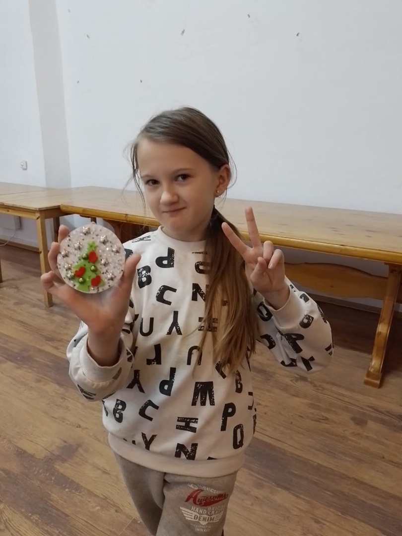  Новогодний магнитик для детей посещающих группу социальной адаптации "Непоседы"