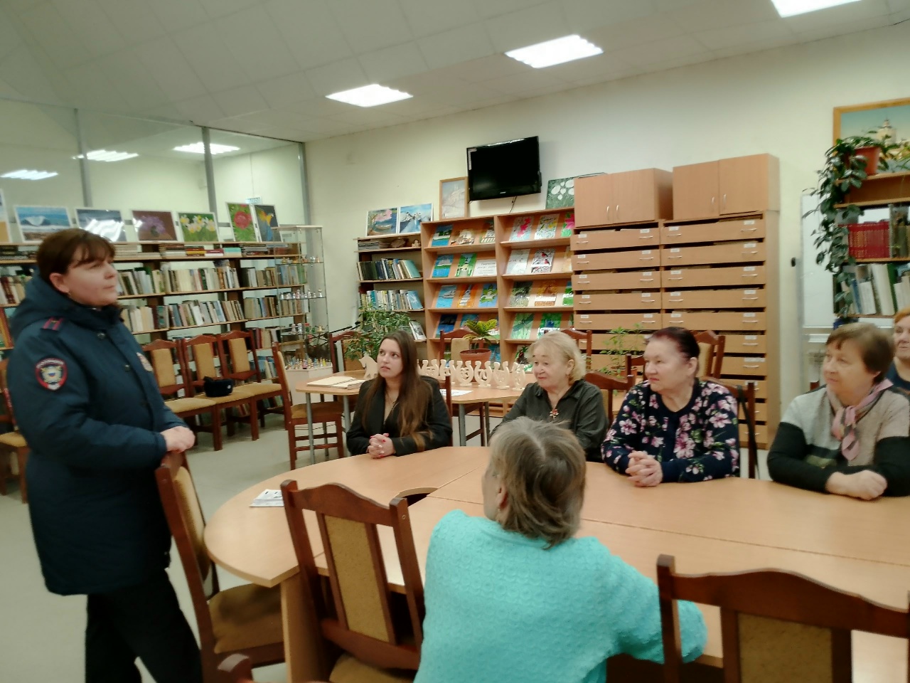 Полиция предупреждает - Осторожно: мошенники!