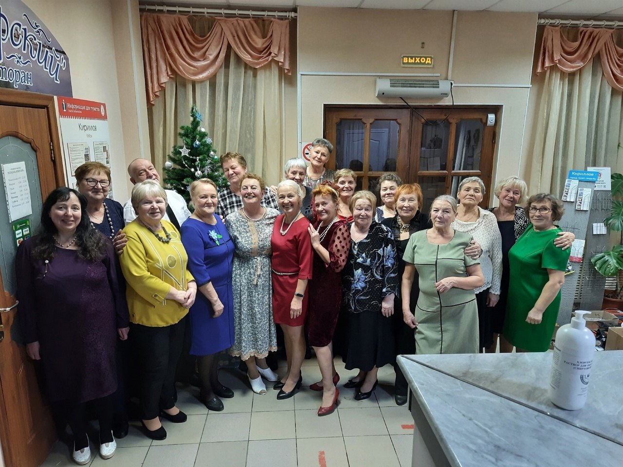 Праздничное мероприятие «Новый год к нам мчится»