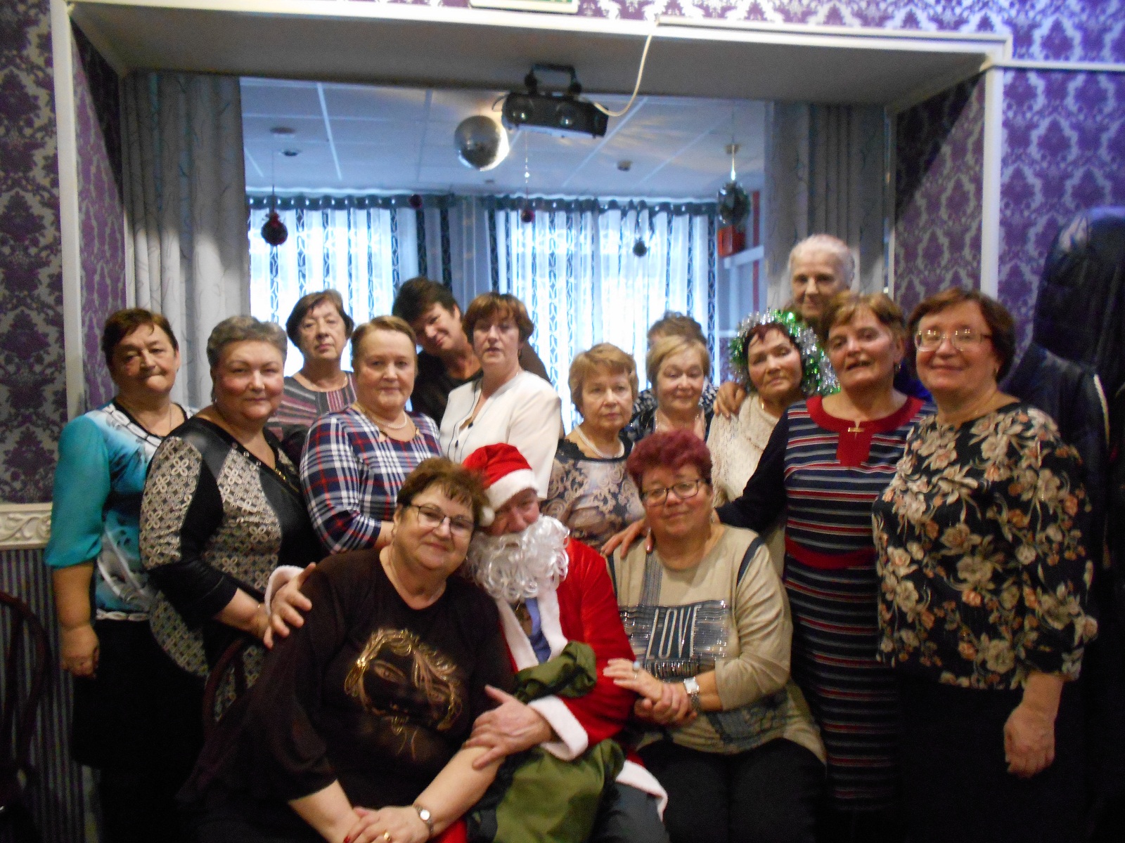 Обзор культурных  событий  Центра активного долголетия «Забота»  c  23  по 27  декабря  2019 года