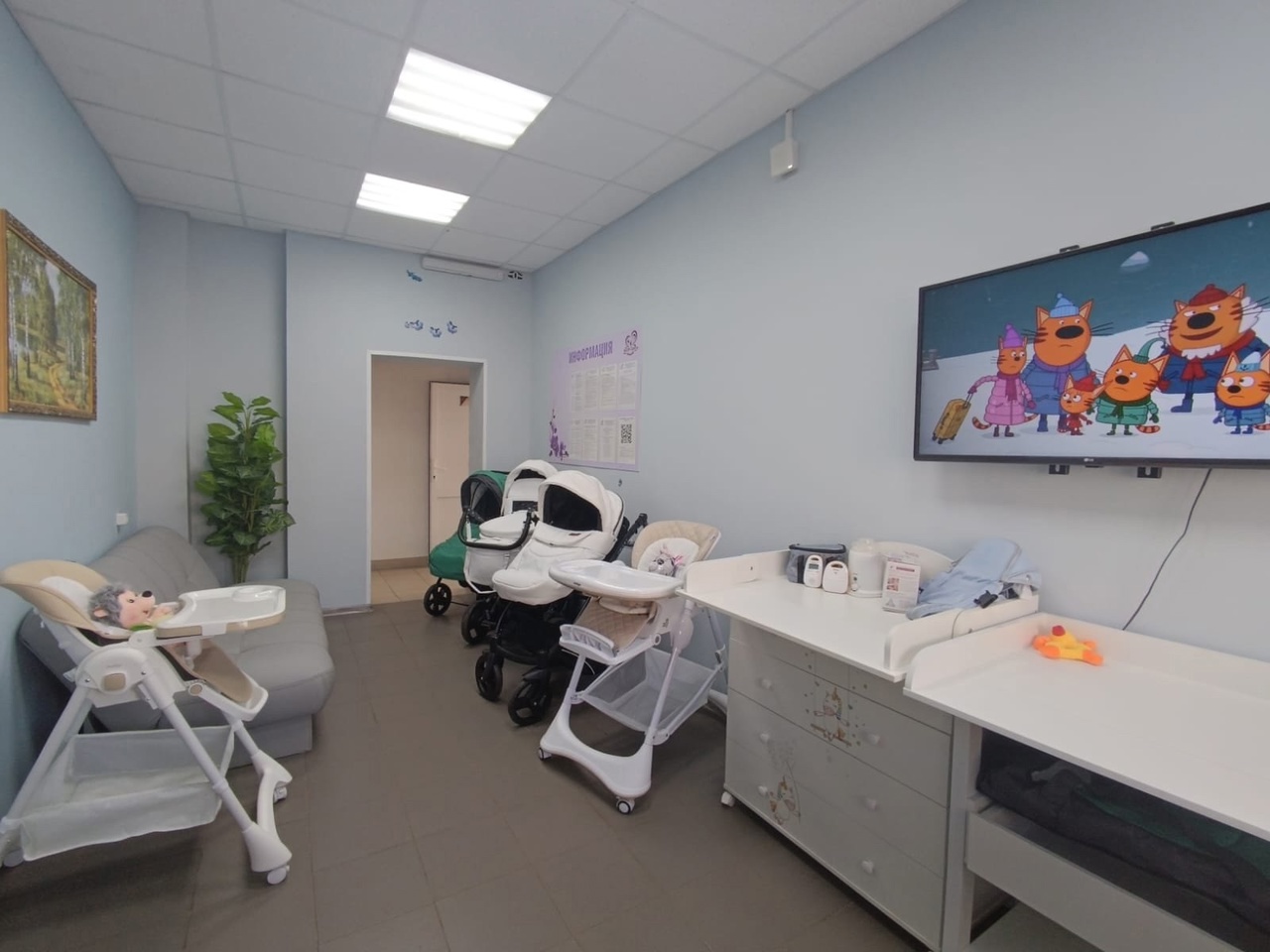 Пункт проката вещей для новорожденных открылся в Кириллове в БУ СО ВО "КЦСОН Кирилловского района" по адресу: г. Кириллов, ул. Революционная, д. 23