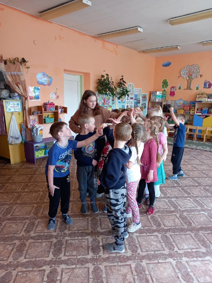 " Час подвижных игр"