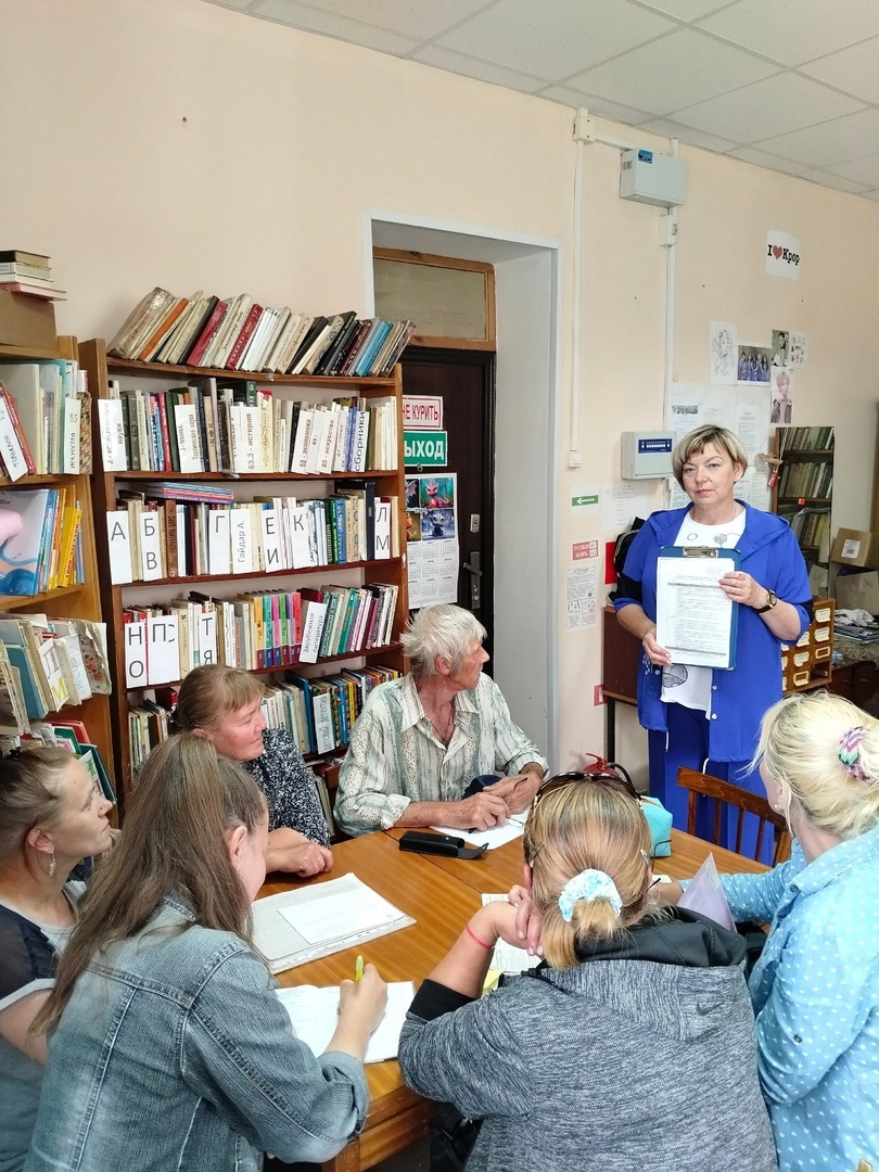 Планёрка с социальными работникам Николоторжского сельского поселения.